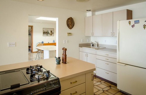 East Queen Anne House | Fantastic Lakefront Home in the heart of Seattle