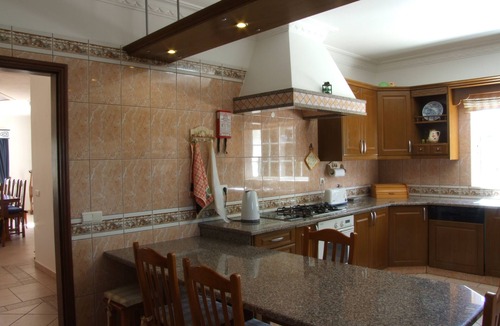 Vale de Parra Villa | Fantastic Large Luxury Villa with Heated Pool. Available 12 - 19 July 2026