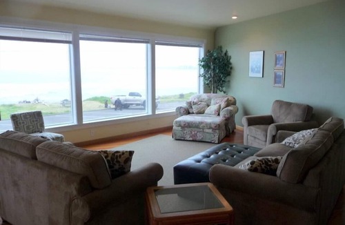 Seaside House | Fantastic Oceanfront view, Add adjoining townhouse #68490 to sleep 24 adults
