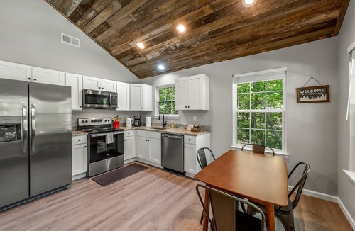 Fort Payne Cabin | Fantastic Peaceful Cabin in Fort Payne, Alabama