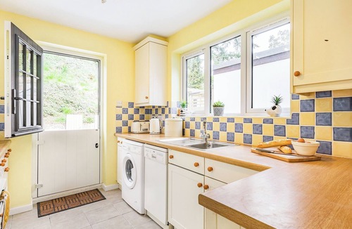 Reedham Cottage | Fantastic riverside living, with panoramic river views.