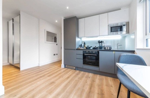 East Grinstead Apartment | Fantastic Studio Apartment in East Grinstead