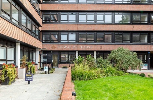 East Grinstead Apartment | Fantastic Studio Apartment in East Grinstead