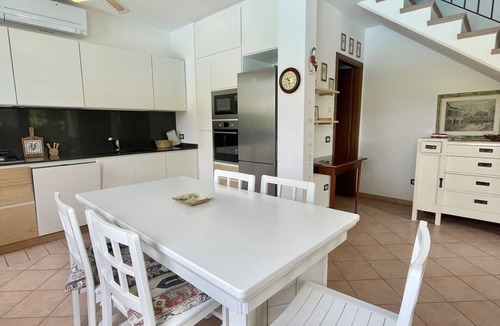 Isola Albarella Villa | Fantastic villa with private pool-Beahost