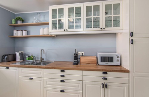 Neuhaus Apartment | Fantastic vacation apartment with mountain views & sauna near the lake for up to 6 people