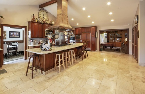 Salinas House | Fantastic Vacation Retreat, Family Reunions , and Private Pool!