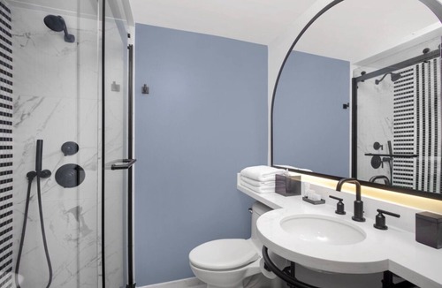 Pass-a-Grille Hotel | Fantastic View! 2 Family-friendly Room with Beach Access, Outdoor Pool