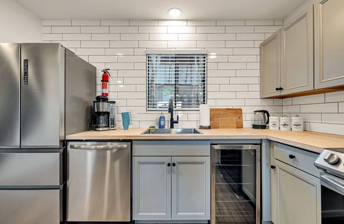 Village at Camelback House | Fantastic view, Modern townhouse, Pool, Camelback Ski Area, 2 showers, Grill.