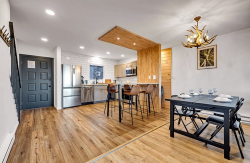 Village at Camelback House | Fantastic view, Modern townhouse, Pool, Camelback Ski Area, 2 showers, Grill.