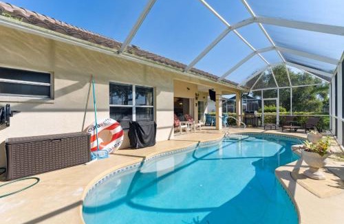 Falcons Glen House | Fantastic Weekly Rental Pool Home in Falcons Glen of Lely - Naples, Florida!