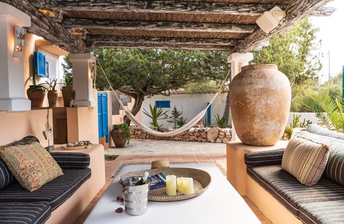Es Pujols House | Fantastically beautiful house with a view of Ibiza