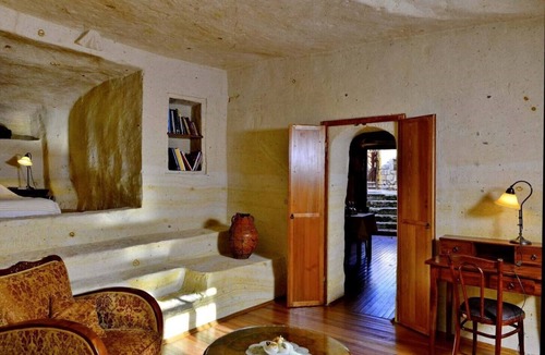 Urgup House | Fantasy Cave House with Garden – Romantic Honeymoon Cave Stay in Cappadocia