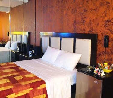 Santa Cruz Hotel | Fantasy Suites