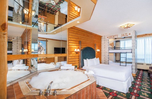 West Edmonton Hotel | Fantasyland Hotel