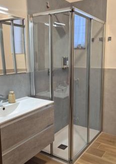 Torre Boldone Apartment | Fante di Coppe