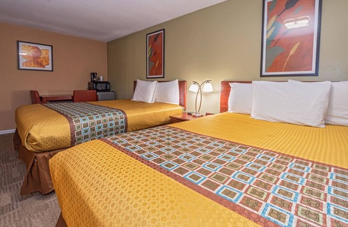 Forks Hotel | Far West Motel
