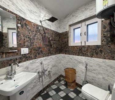 Nishat-Shalimar House | FarahBakshResidency