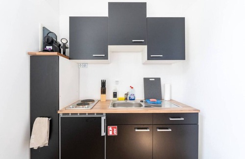 Rudolfsheim-Funfhaus Apartment | FarawayHomes Studio Vienna #1