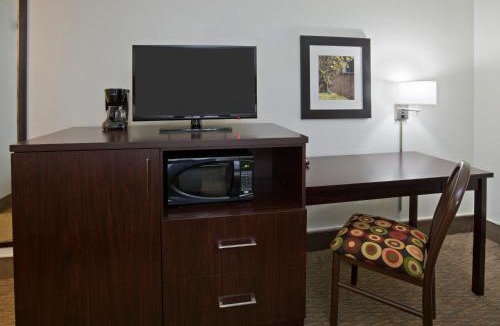 Fargo Hotel | Fargo Inn and Suites