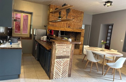 Lalinde Apartment | Farm cottage