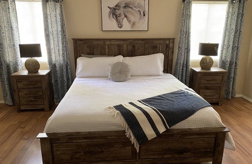 Crawfordville House | Farm house - 4 acres - Open Beaches close by - 6 beds 3 bedrooms