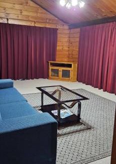 Pukekohe House | Farm House close to town