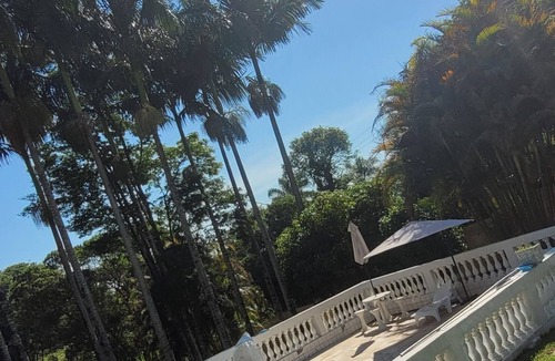 Piqueri House | Farm in Gated Condominium - Security and Privacy