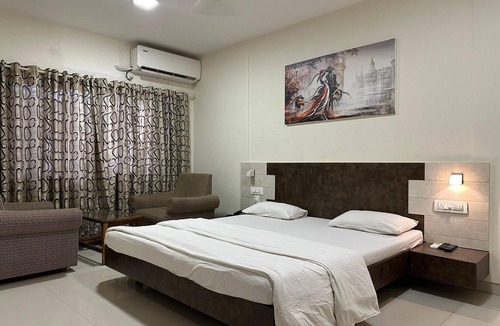 Gorai Hotel | FARM REGENCY GORAI