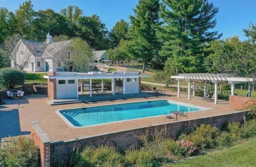 Maple Hill House | Farm Stay with Horses & Pool with Mountaintop Views