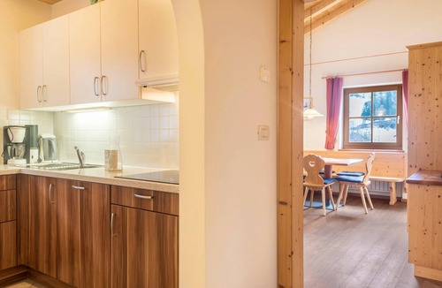Albions Apartment | Farm Vacations - "Fewo Molignon Paalhof" with Mountain View, Wi-Fi & Balcony