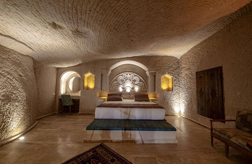 Ortahisar Hotel | Farmer Cave House