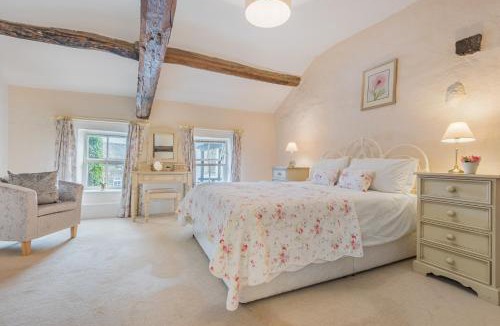 Braithwaite Apartment | farmhouse braithwaite mews