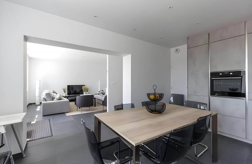 Laigne-en-Belin Apartment | Farmhouse in Laigné near Le Mans Circuit