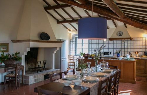 Ferretto Villa | Farmhouse in the heart of Valdichiana, near Cortona, large swimming pool, a /c