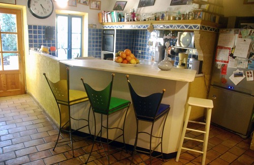 Salon-de-Provence House | Farmhouse, swimming pool, billiards, trampoline, table soccer, bowling green