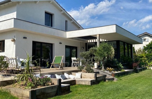 Les Serres - Vivier Villa | Farniente - Newly refurbished house with swimming pool