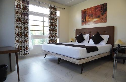 Srinagar House | Farsal Villa