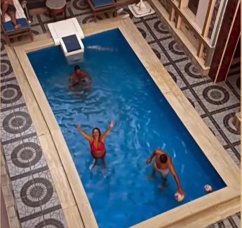 Giza Hostel | Farsha Pyramids Inn