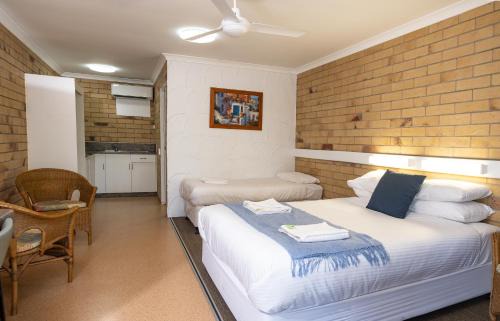 Farleigh Hotel | Farview Tavern