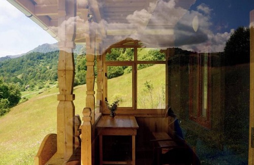 Viseu de Sus House | Fascinating holiday home in the middle of the Maramureş mountains