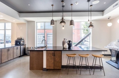 Speedway Apartment | Fast Lane Flat: Walk to Track, Dining & Parking
