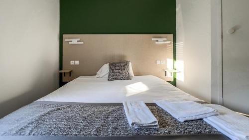 Saint-Saturnin Hotel | FASTHOTEL Le Mans Nord Saint-Saturnin - UN FH CONFORT