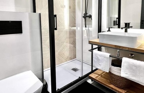 Almendrales Apartment | FD 203 - Studio in Madrid Rio. Smart, parking, air conditioning