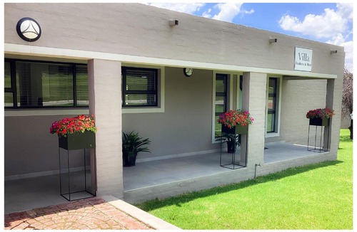 Parys Villa | Feathers and Rest Villa on the banks of the Vaalriver