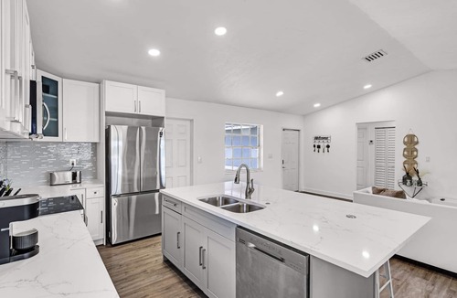 Pembroke Park Villa | Featuring 4 bedrooms and 2 bathrooms, it sleeps 10 people comfortably.
