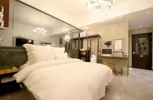 Sinho Hotel | February Hotel Busan Main Building