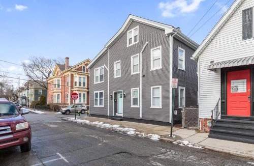 Federal Hill Apartment | Federal Hill PRIDE 2 - Multi-level Townhouse
