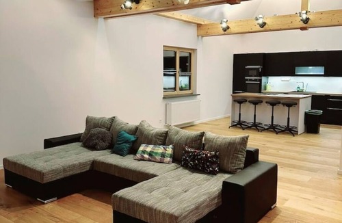 Buckow House | FEE Penthouse Berlin Buckow