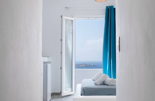 Mykonos Town House | Feel Breeze