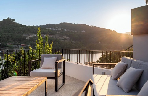 Ribadouro House | Feel Discovery Casa de Cima
